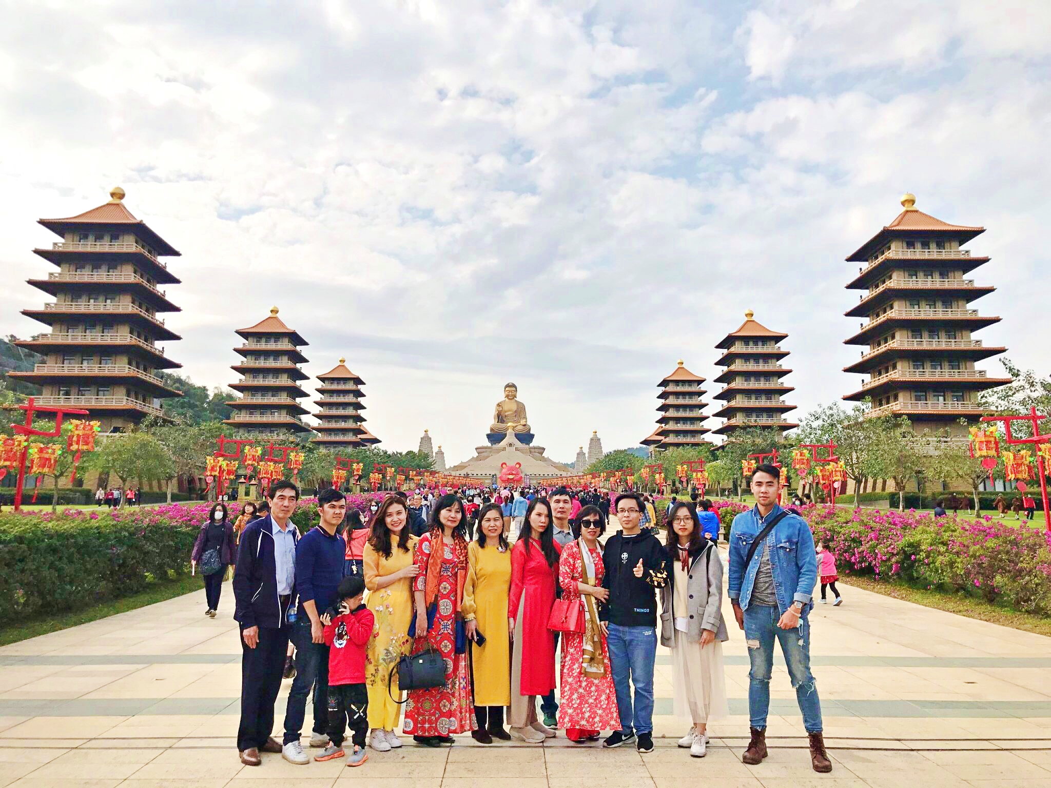 Hoàn tiền 100% cho khách hàng đã đăng ký tour Trung Quốc